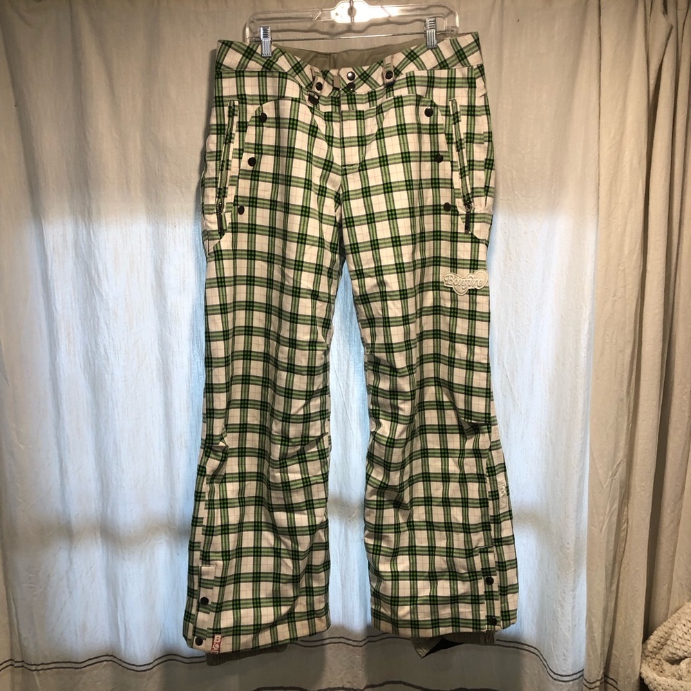 Snowboard pants